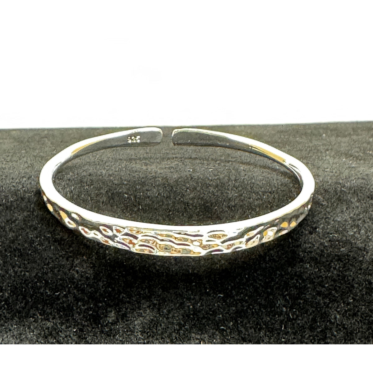 925 Sterling Silver Plated Adjustable Cuff Bracelet Hammered Texture B072