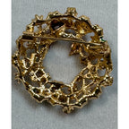 New Christmas Wreath Brooch Pin Rhinestone Red Green Gold 1.5" CP165