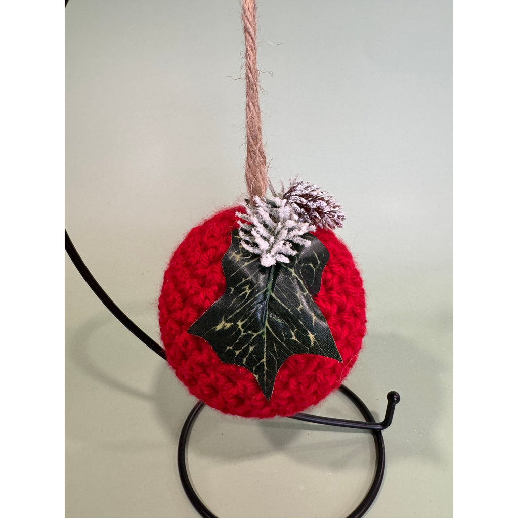 Handmade Crocheted Christmas Ornament Ball Bauble Tree Decoration   CO14