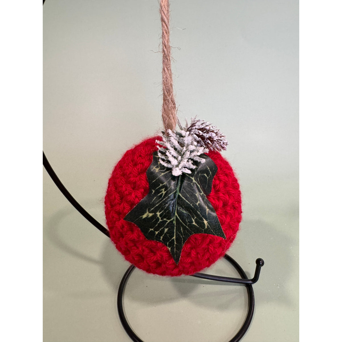 Handmade Crocheted Christmas Ornament Ball Bauble Tree Decoration   CO14