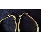 New 1.5" Gold Tone Hoop Earrings Textured Diamond Cut Classic Lightweight E93