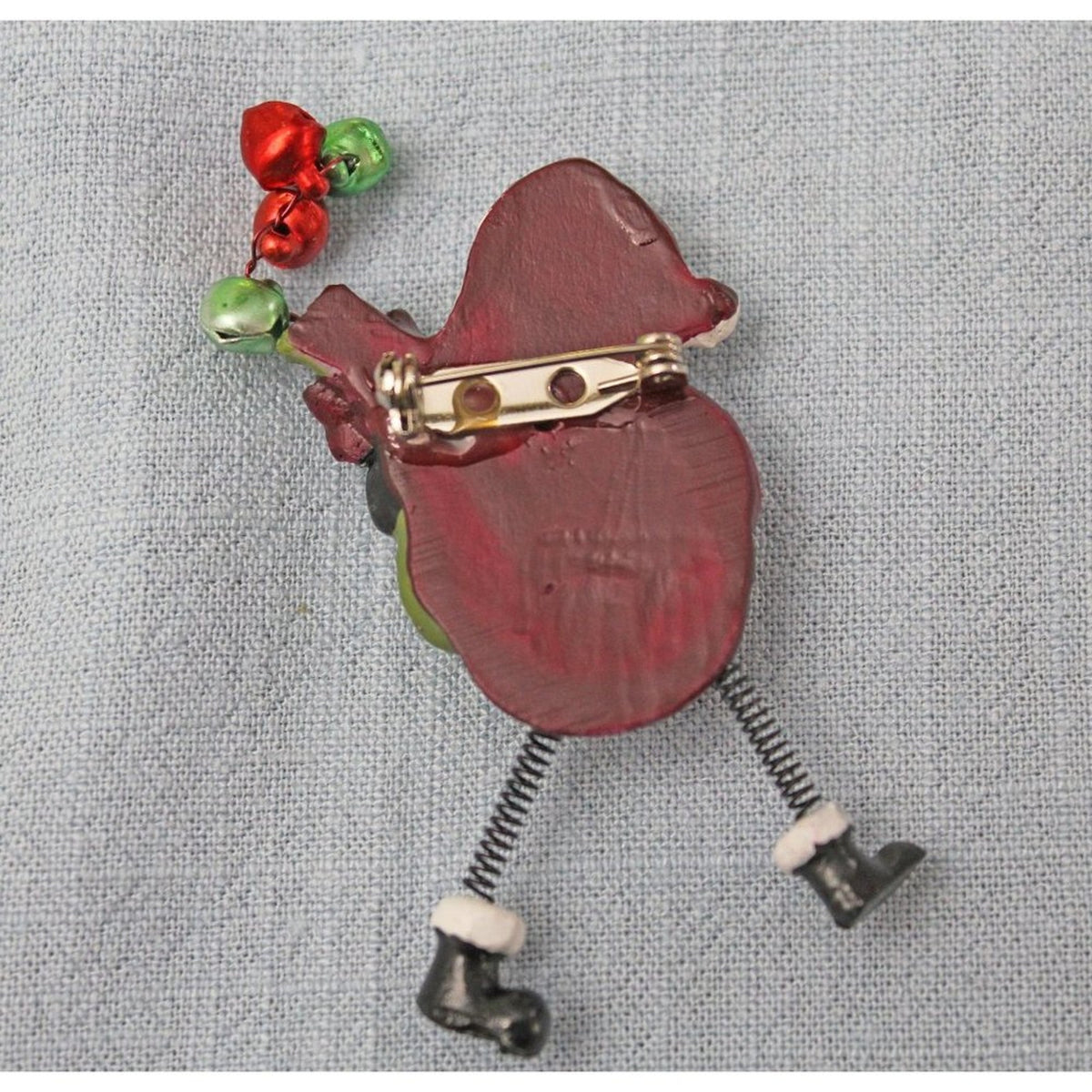 Very Cute Santa Clause Pin Brooch with Wiggly Legs and Jingle Bells CP94