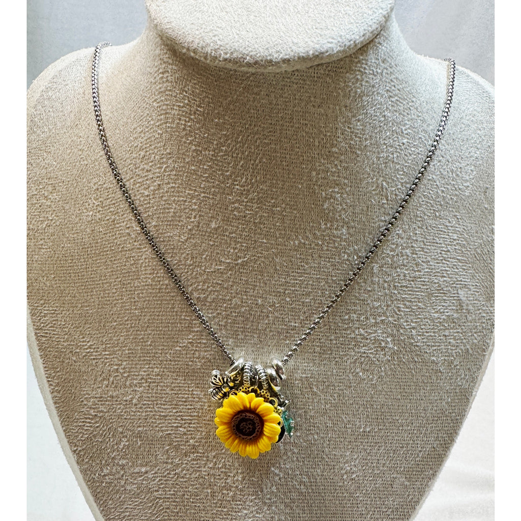 New Sunflower Charm Necklace Silver Chain Yellow Sunflower Pendant N362