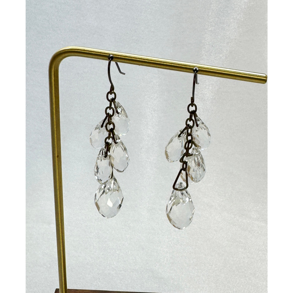 Vintage Style Clear Crystal Dangle Earrings Faceted Teardrop Pre-Loved 1.5" E610