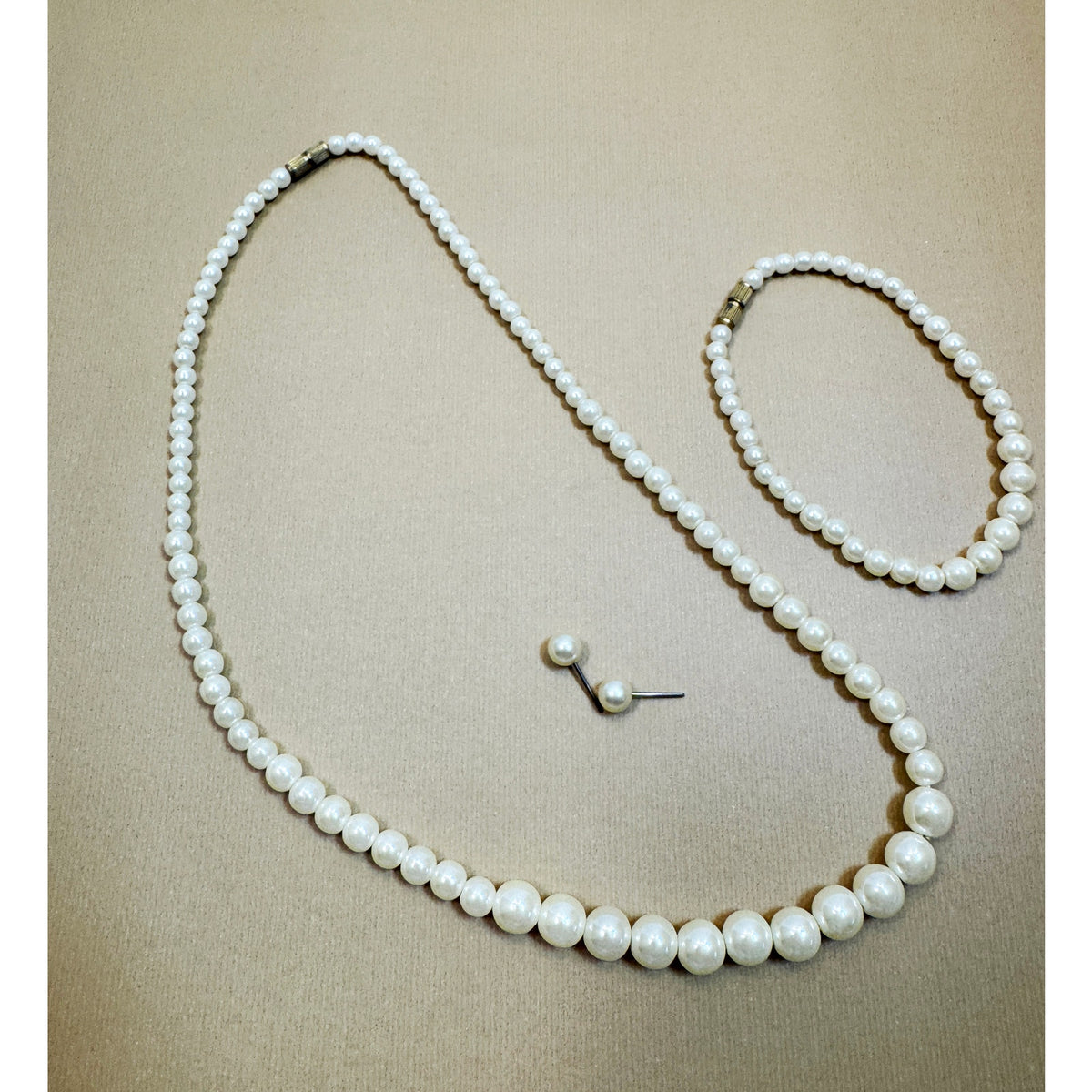 Faux Pearl Jewelry Set Necklace Bracelet Earrings Bridal Wedding Off White N359