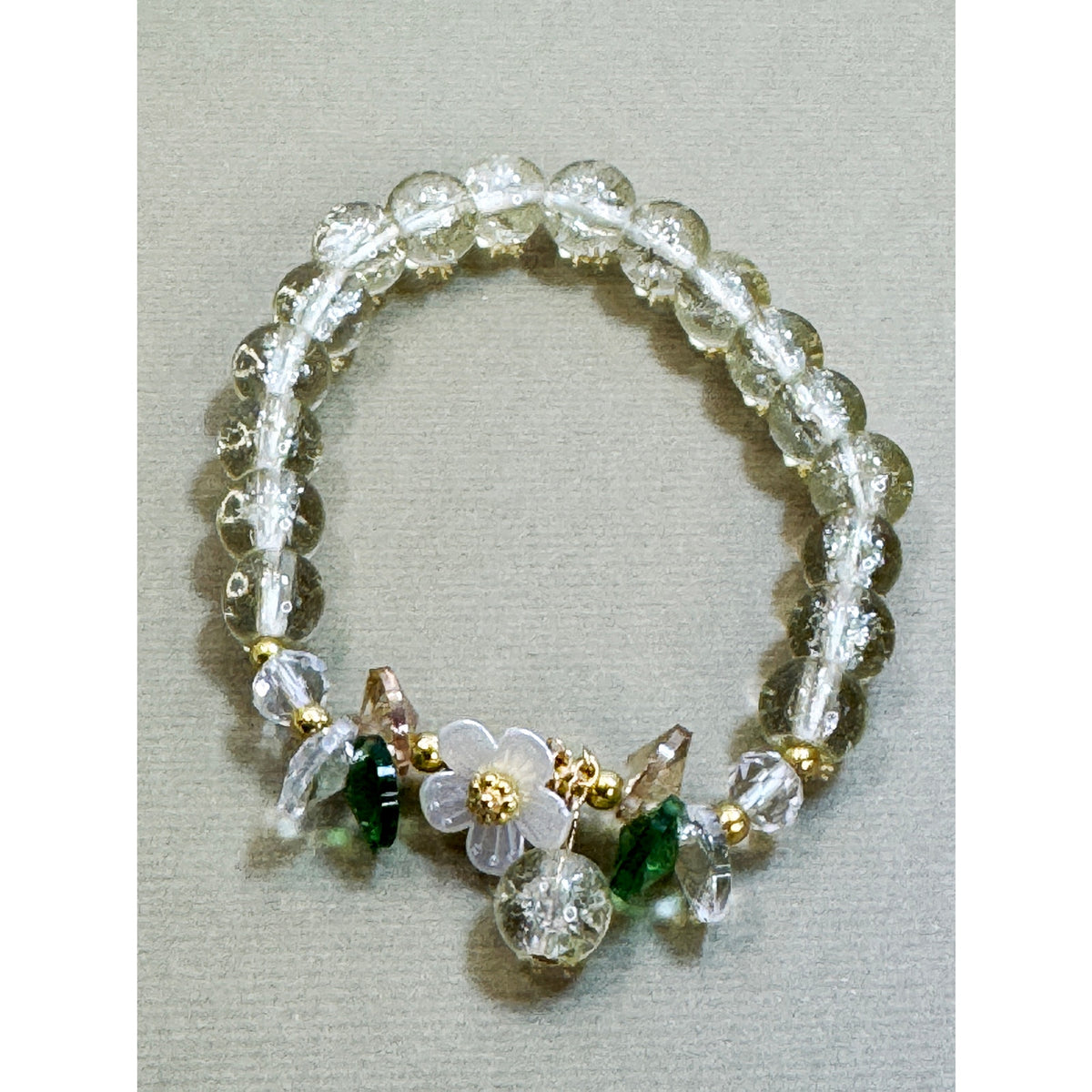 Stretch Clear Crackle Bead Bracelet Gold Tone Charm Boho Sparkle  B110
