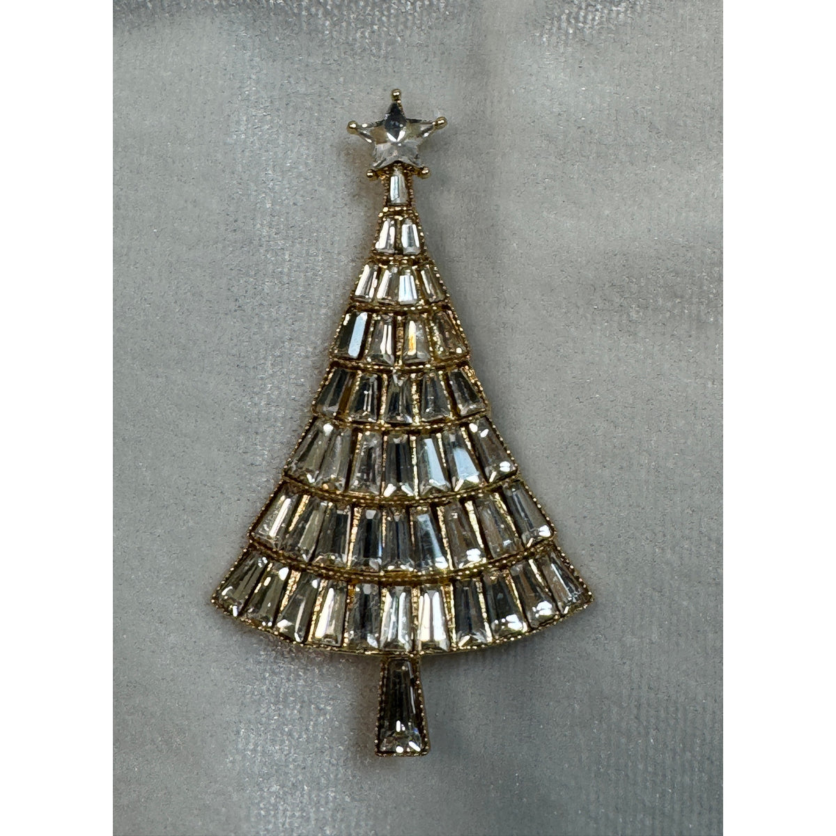 Clear Rhinestone Christmas Tree Brooch Pin Gold Tone Holiday 2.5" CP170