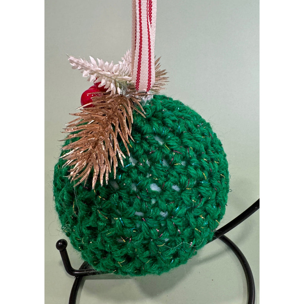 Handmade Crocheted Christmas Ornament Ball Bauble Tree Decoration   CO13