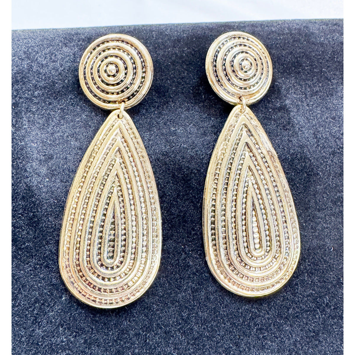 Vintage Gold Tone Teardrop Dangle Post Earrings Statement 3" Textured Retro E509