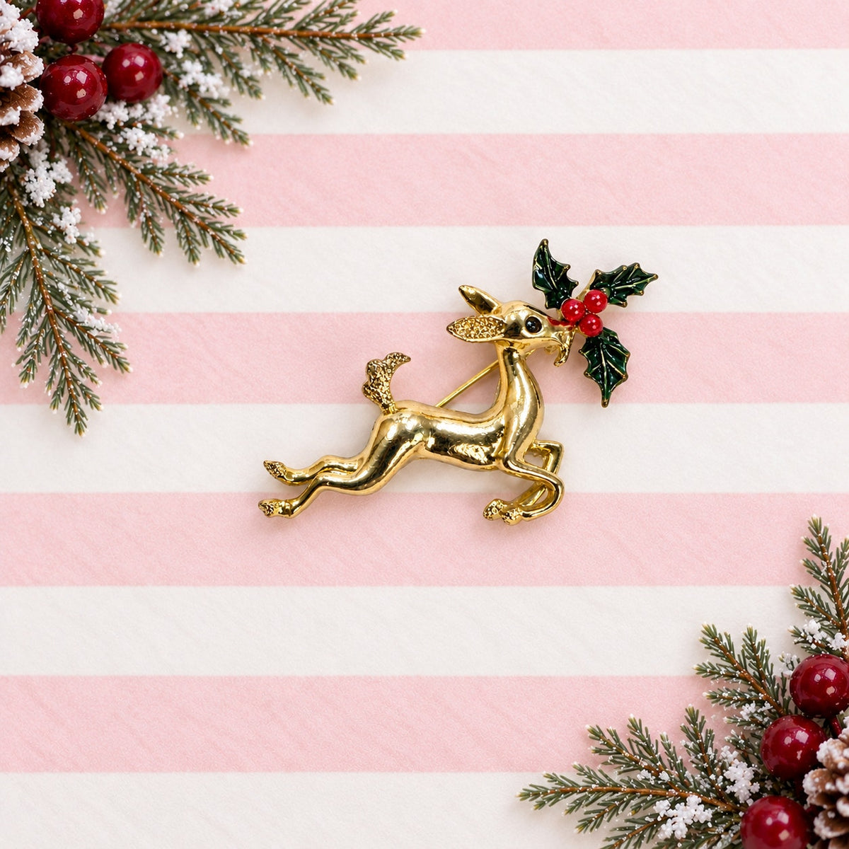 Vintage Reindeer Brooch Gold Tone Holly Enamel Christmas Pin Missing Eye CP263