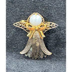 Vintage Angel Brooch with Filigree Wings & Frosted Bead Head CP52