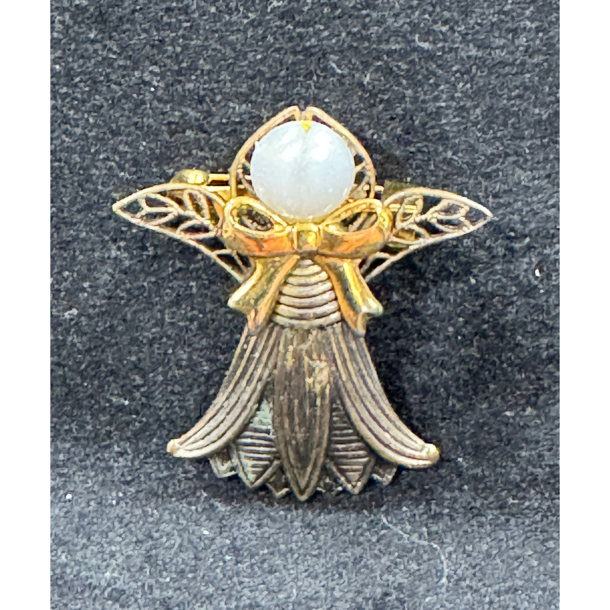 Vintage Angel Brooch with Filigree Wings & Frosted Bead Head CP52