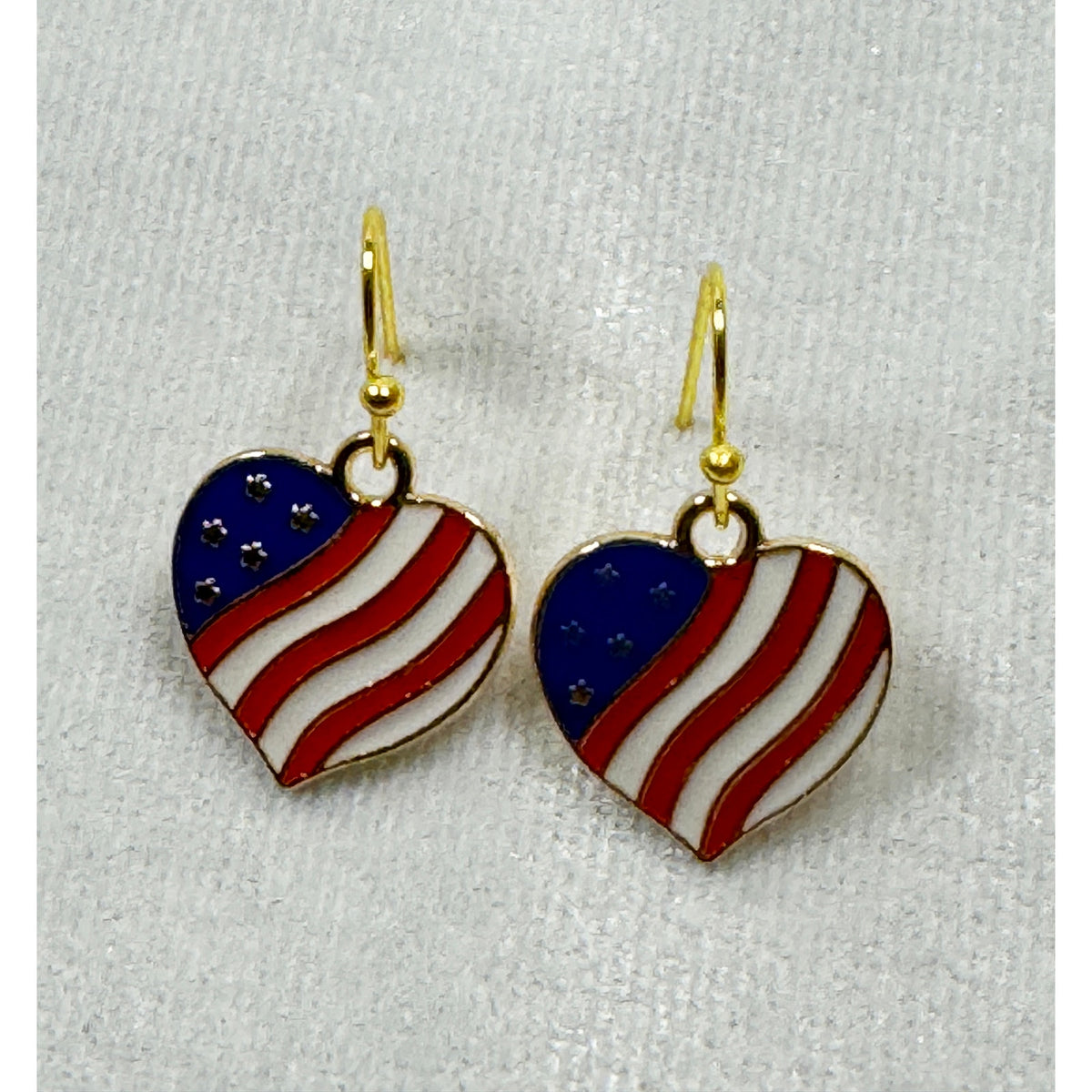 Americana USA Heart Flag Dangle Earrings Patriotic Red White Blue E235