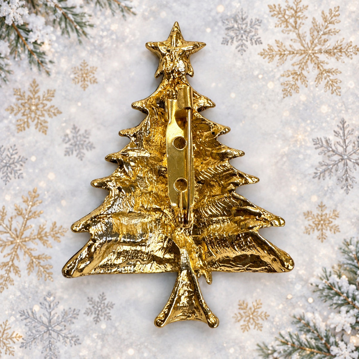 Christmas Tree Brooch Green Enamel Rhinestone Gold Tone Holiday Jewelry CP267