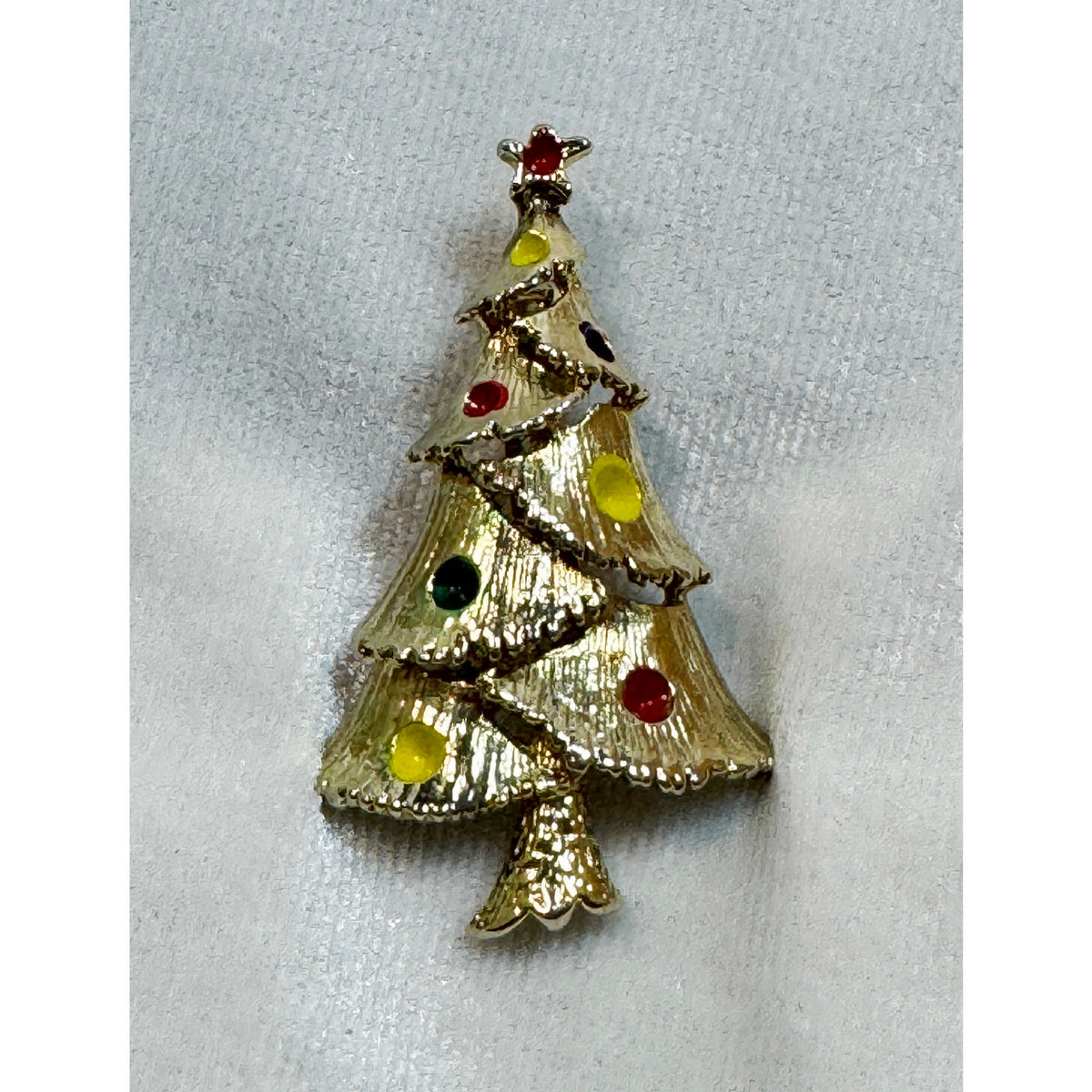 Vintage Christmas Tree Brooch Pin Gold Tone Enamel Holiday Jewelry 2 Inch CP191