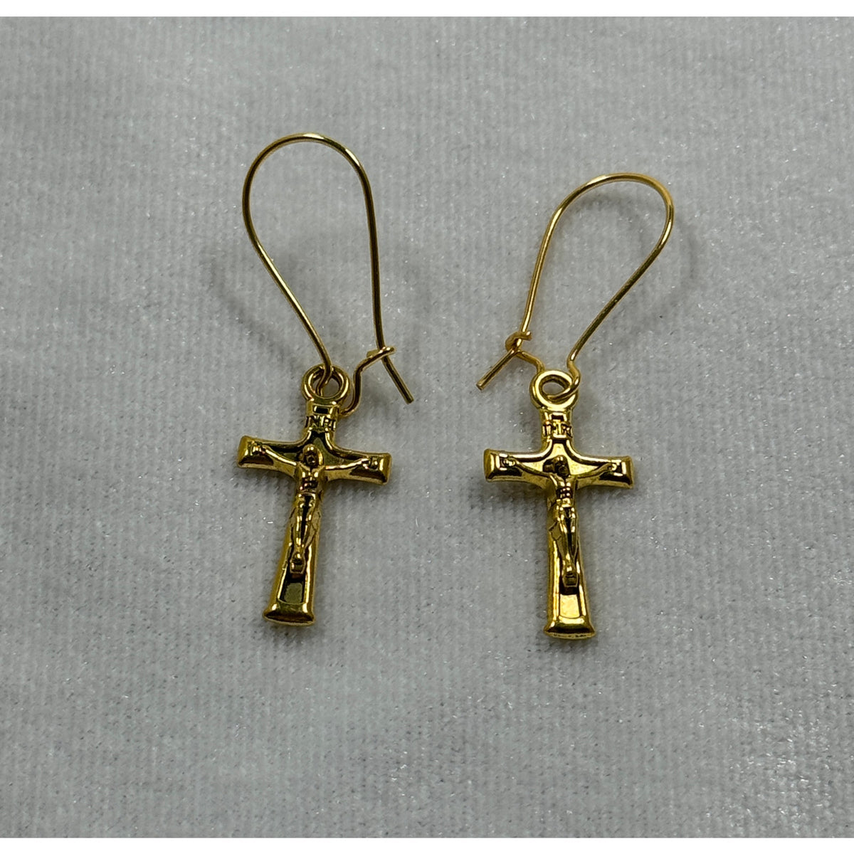 Gold Tone Crucifix Cross Dangle Earrings Christian Faith Jewelry 1 Inch E273