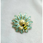 New Enamel Daisy Bee Brooch Pin Blue Flower Gold Tone Nature Garden 1.75" CP198