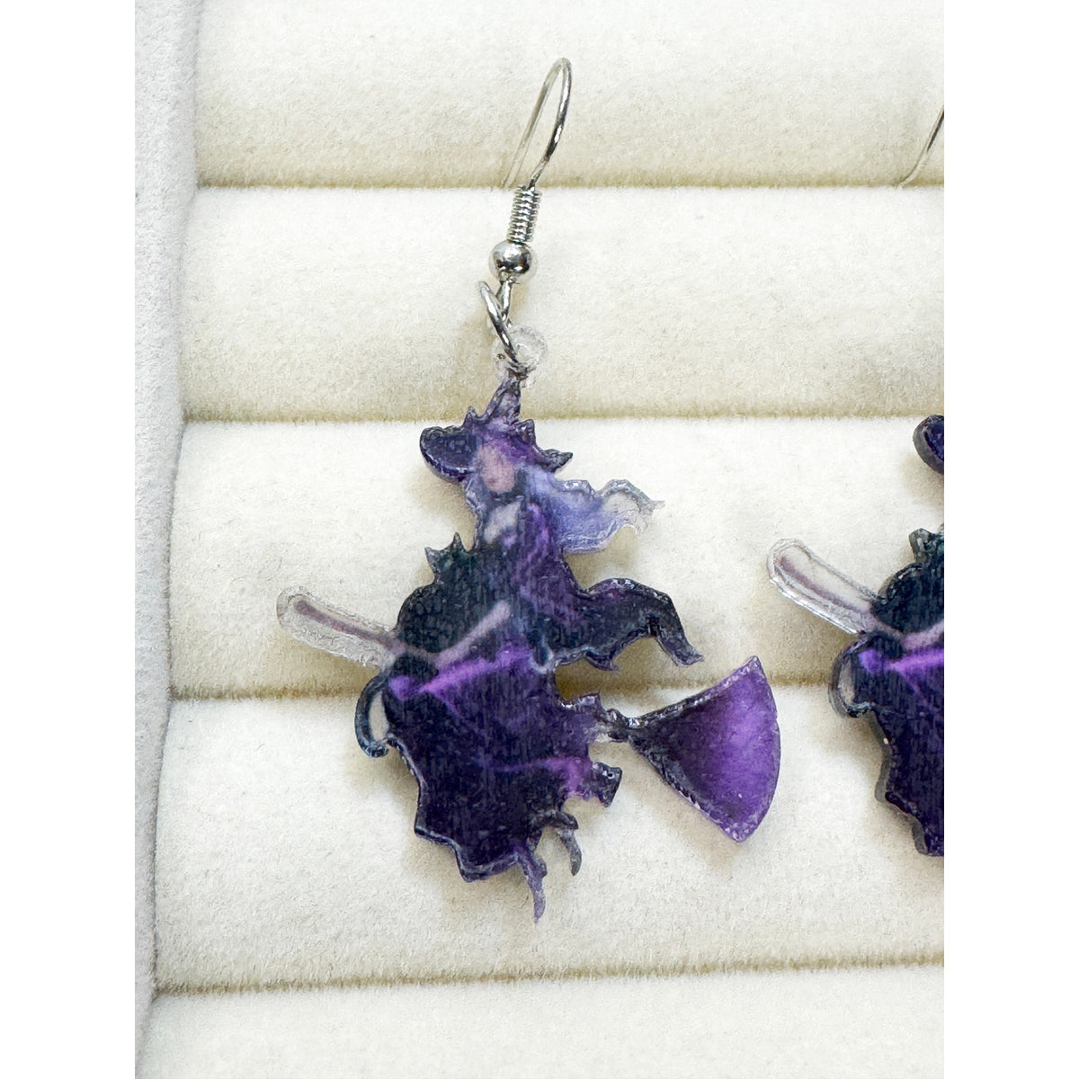 New Halloween Purple Witch Acrylic Dangle Earrings Spooky Costume Jewelry E480