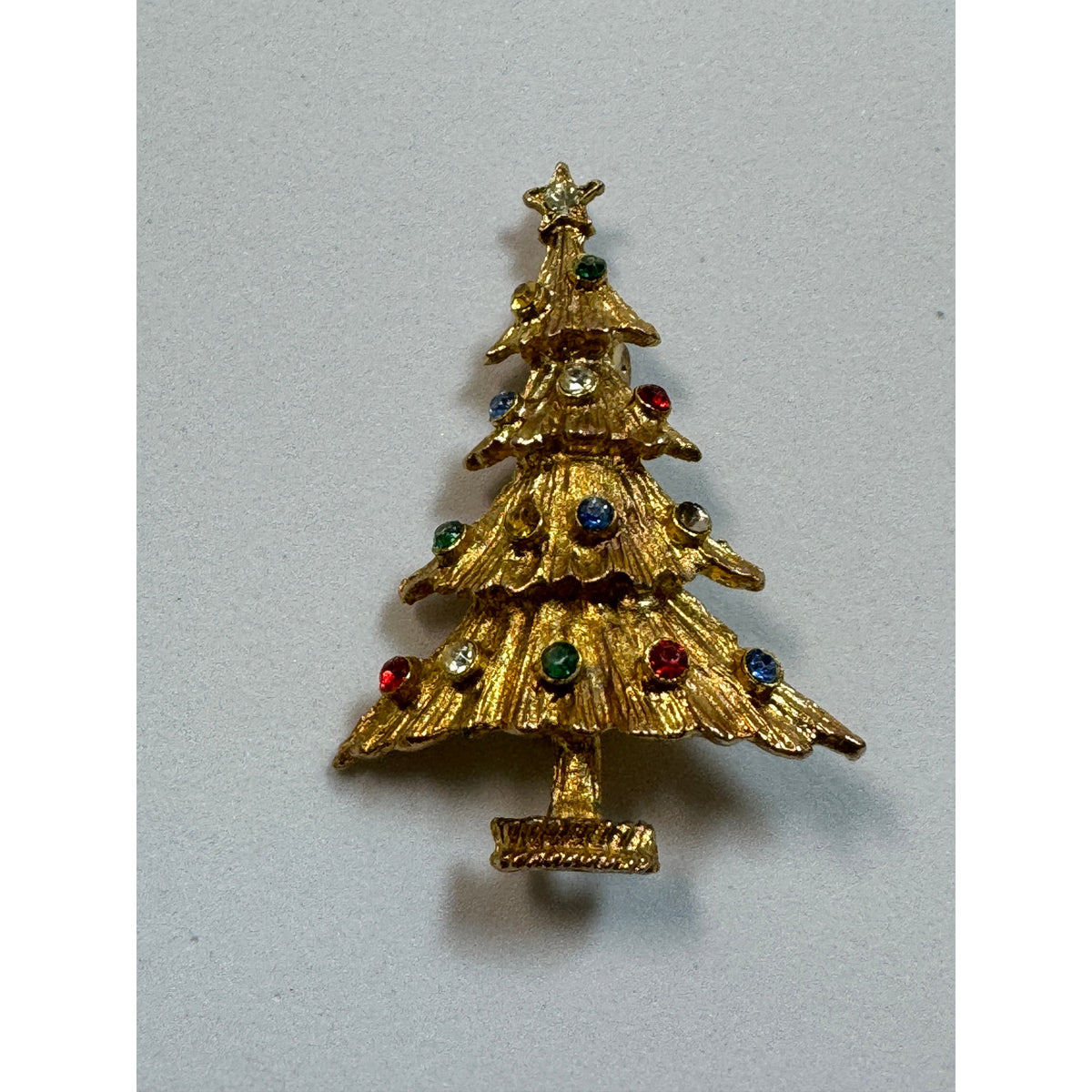 Vintage Gold Tone Rhinestone Christmas Tree Brooch Pin Holiday Jewelry 2" CP163