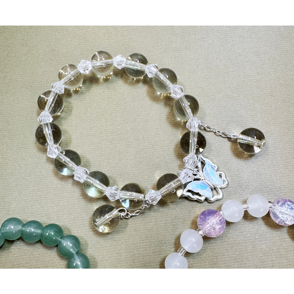 Set of 3 Stretch Beaded Charm Bracelets Butterfly Bee Pumpkin Green Pink B121