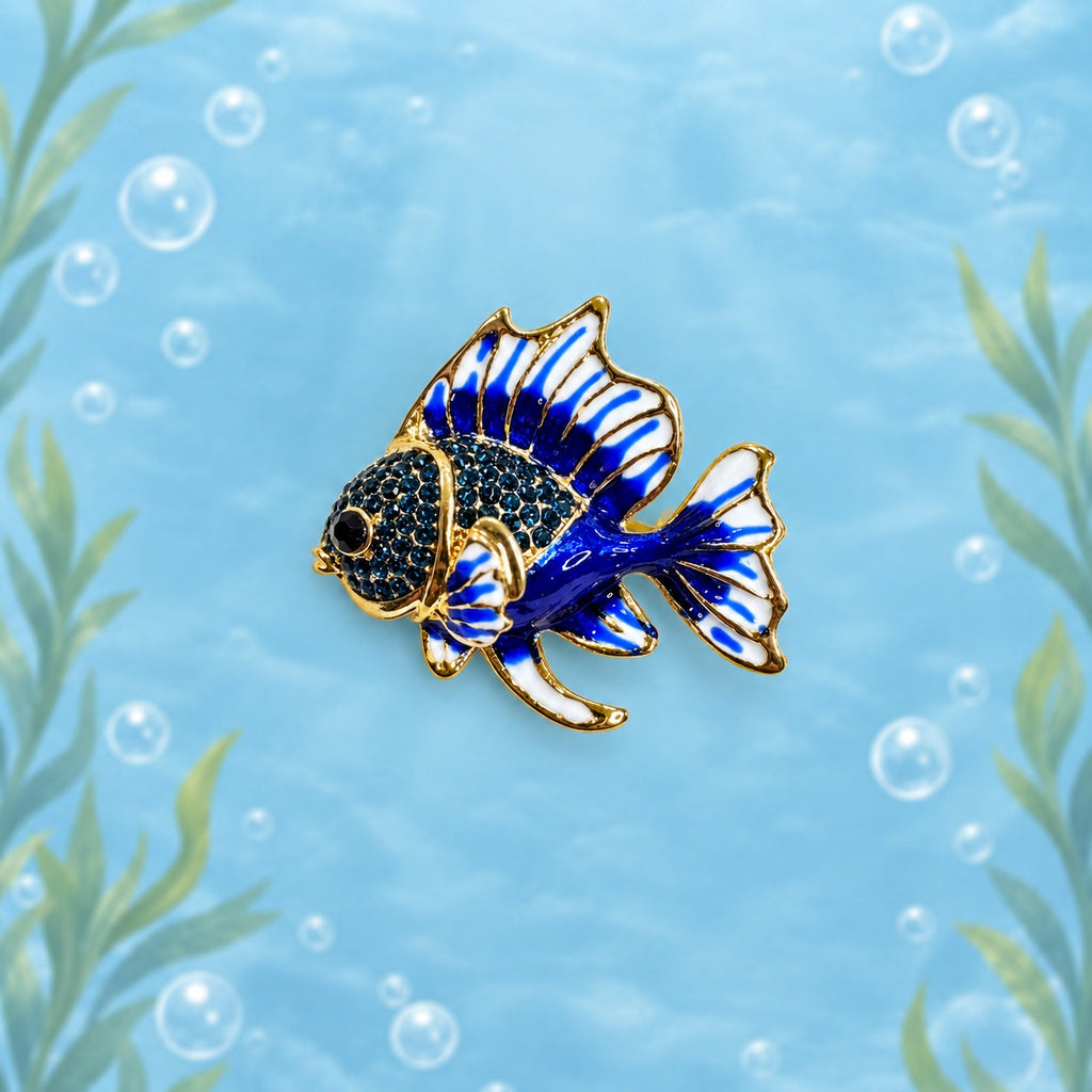 lue Tropical Fish Brooch Pin Rhinestone Gold Tone Enamel Ocean Jewelry CP180