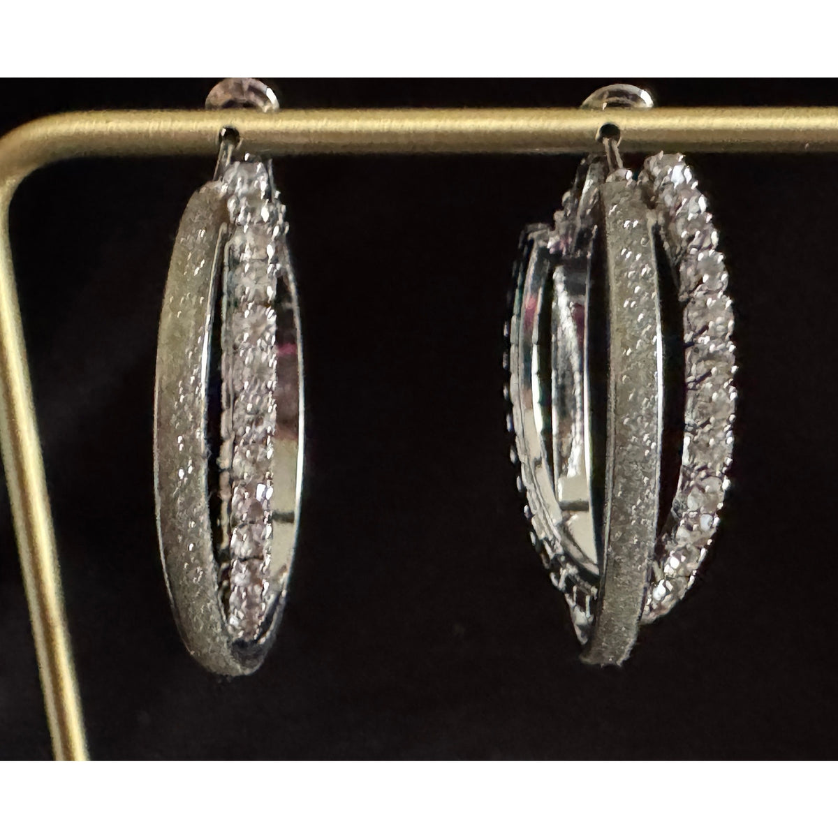Vintage 1.25" Silver Tone and Rhinestone Double Hoop Earrings E108