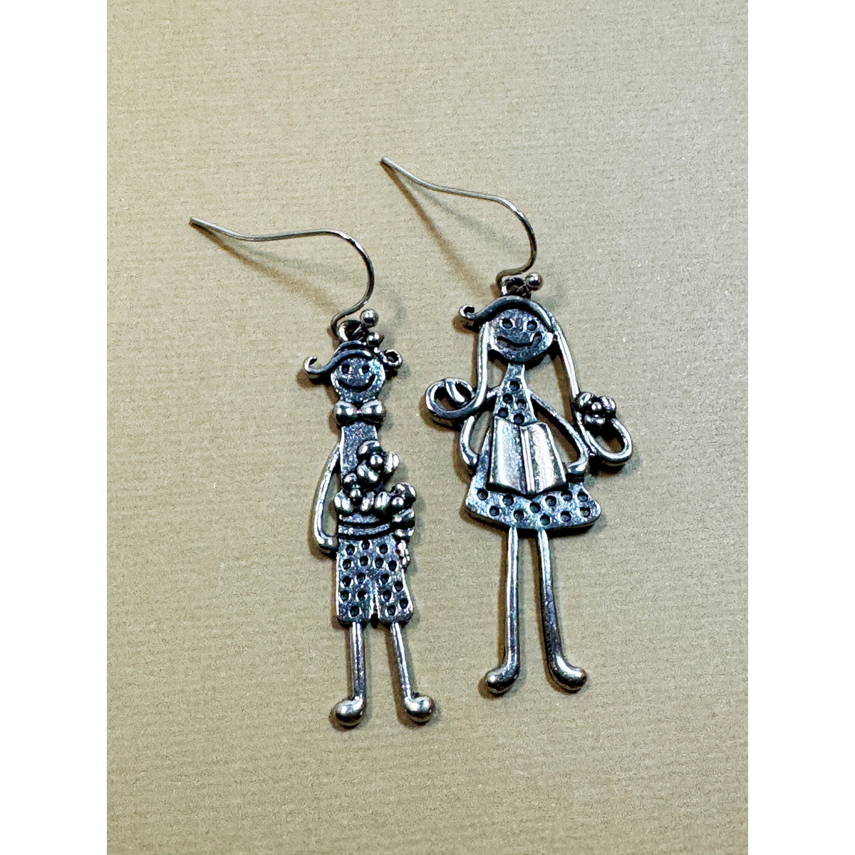 Silver Tone Boy & Girl Dangle Earrings Whimsical Family Earrings Cute E312