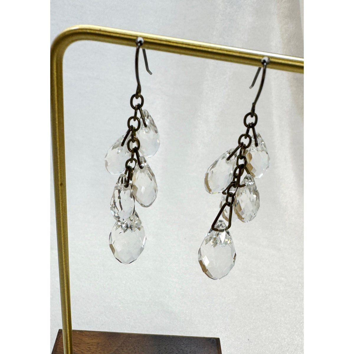 Vintage Style Clear Crystal Dangle Earrings Faceted Teardrop Pre-Loved 1.5" E610