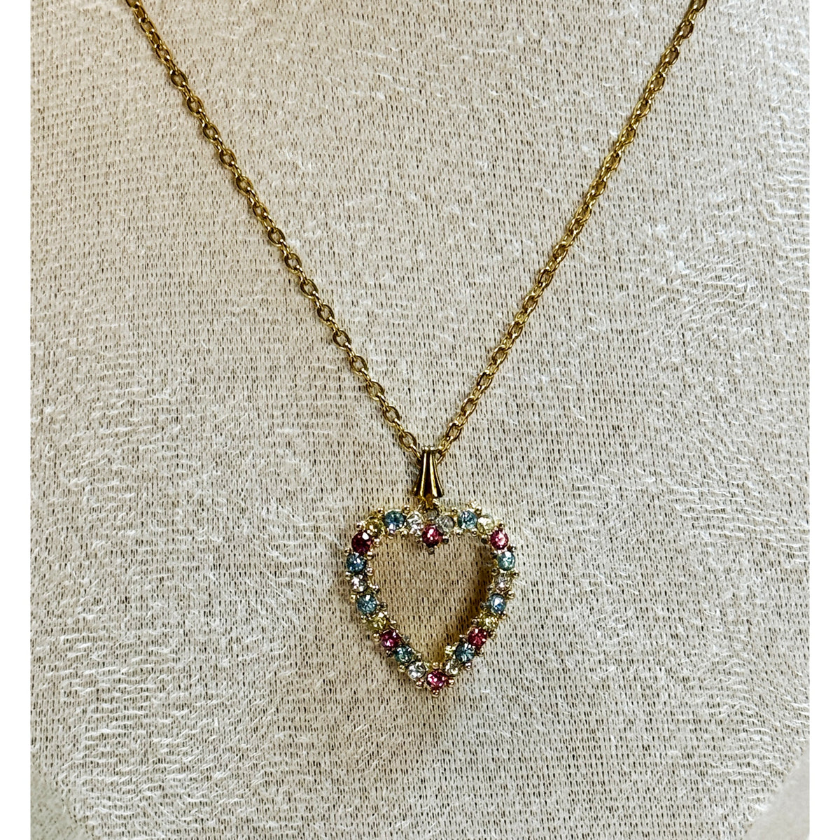 Vintage Open Heart Rhinestone Necklace Pink Blue Crystal Pendant Gold N477
