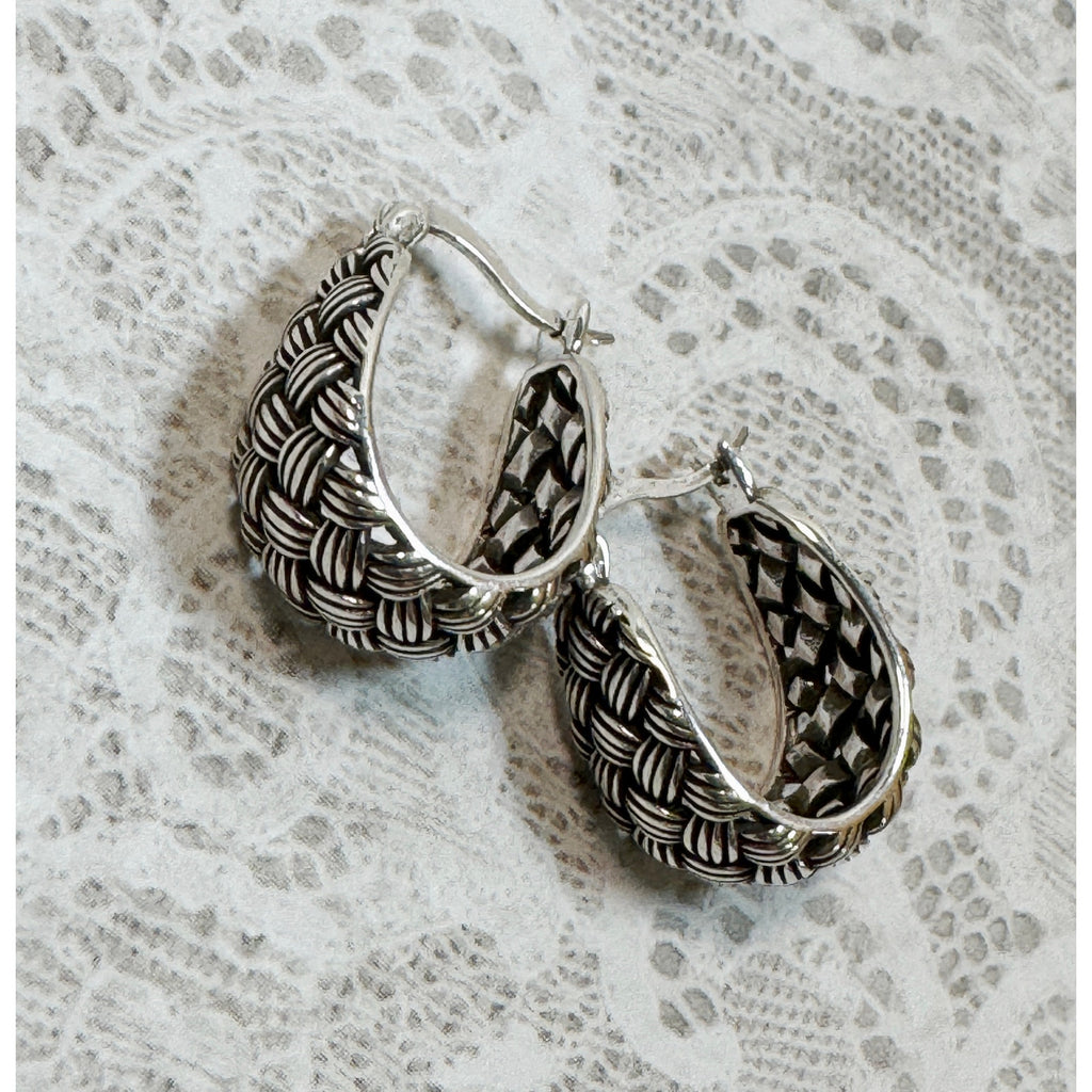 New Silver Textured Hoop Earrings 3/4 x 1/2 Inch Woven Braided Design E297