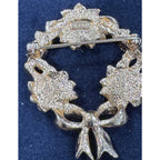 Gold-Tone Christmas Wreath Brooch Seed Pearl Flowers & Pink Stones 1.5″