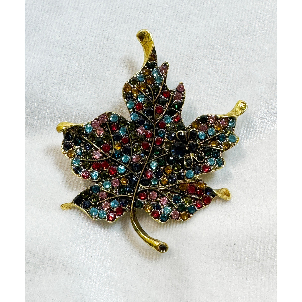 New Rhinestone Maple Leaf Brooch Pin Multicolor Crystal Fall Autumn CP189