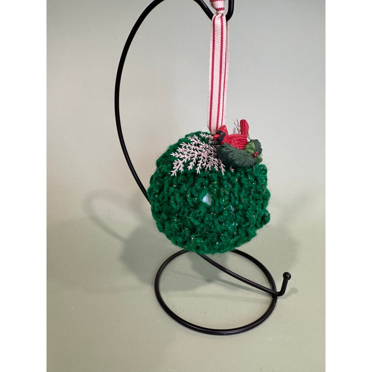 Handmade Crocheted Christmas Ornament Ball Bauble Tree Decoration   CO15