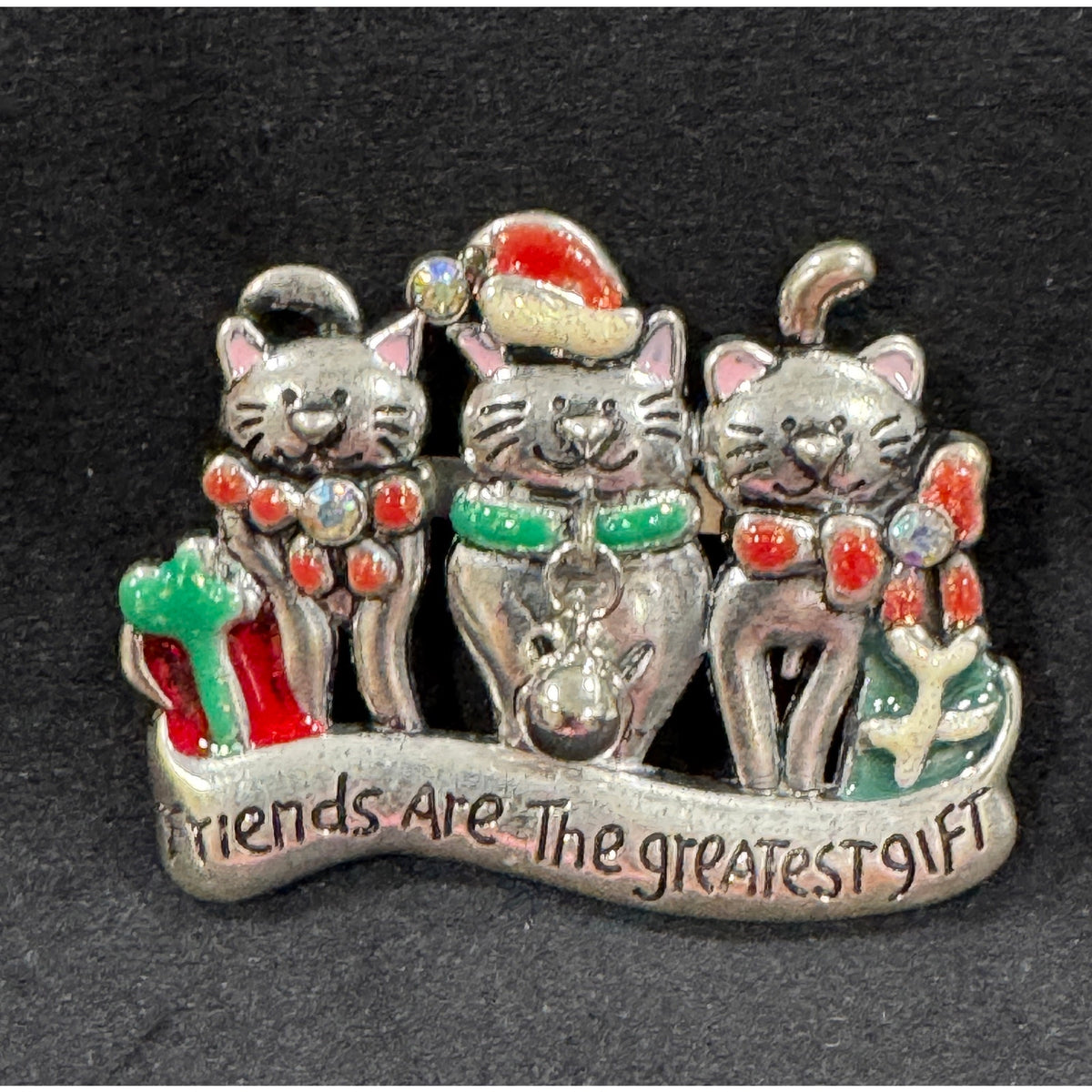 Vintage Christmas Cat Trio Brooch ‘Friends Are The Greatest Gift CP41