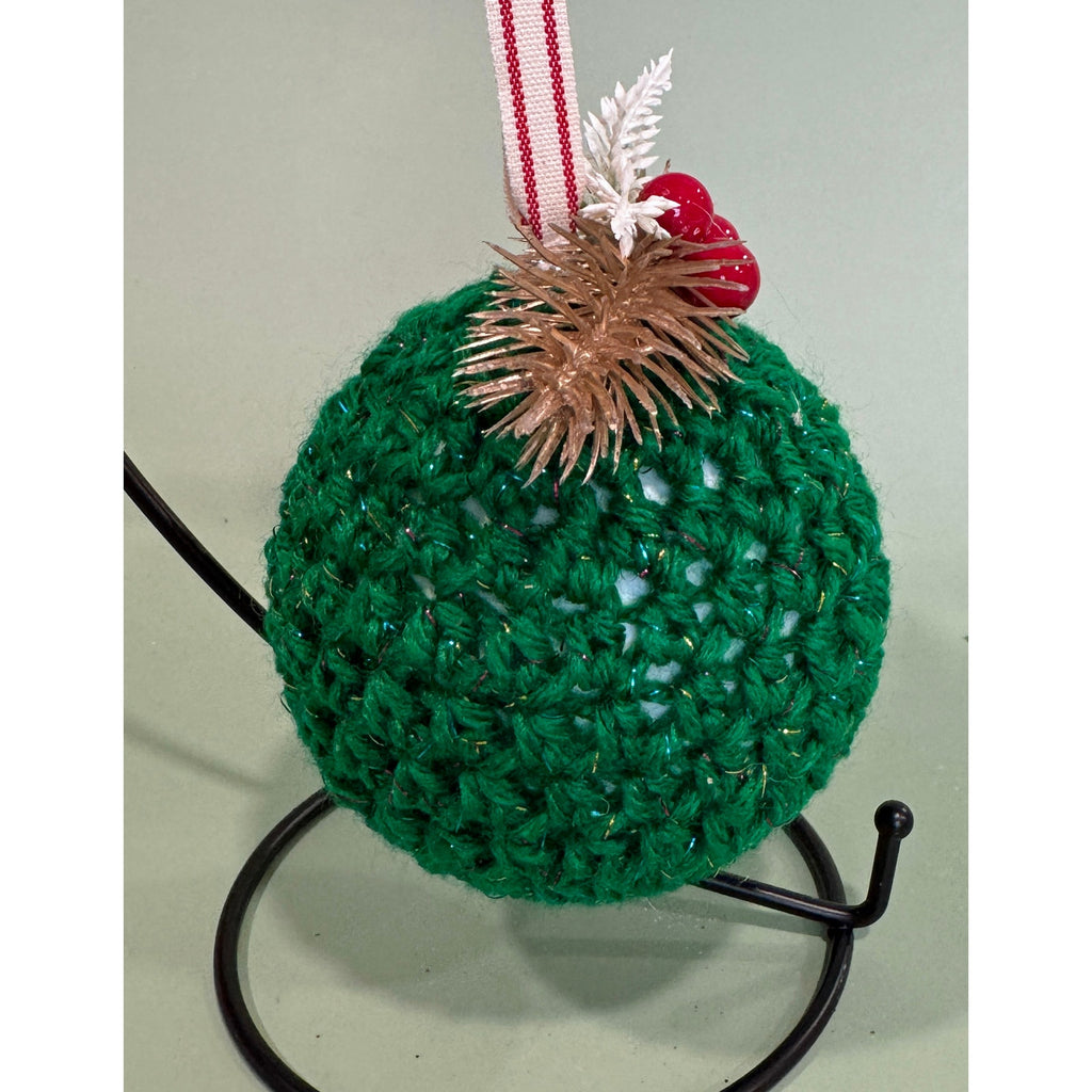 Handmade Crocheted Christmas Ornament Ball Bauble Tree Decoration   CO13