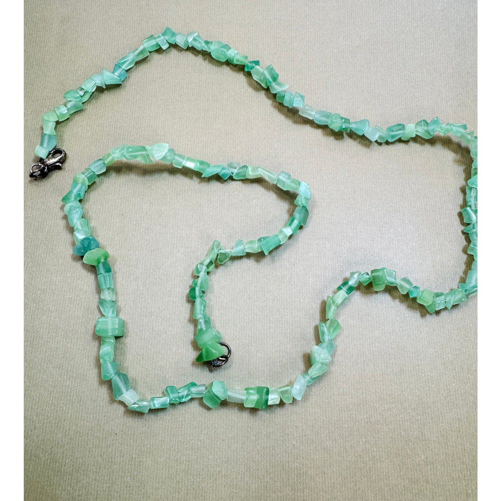 Green Aventurine Chip Bead Necklace 26" Vintage Gemstone Necklace N406