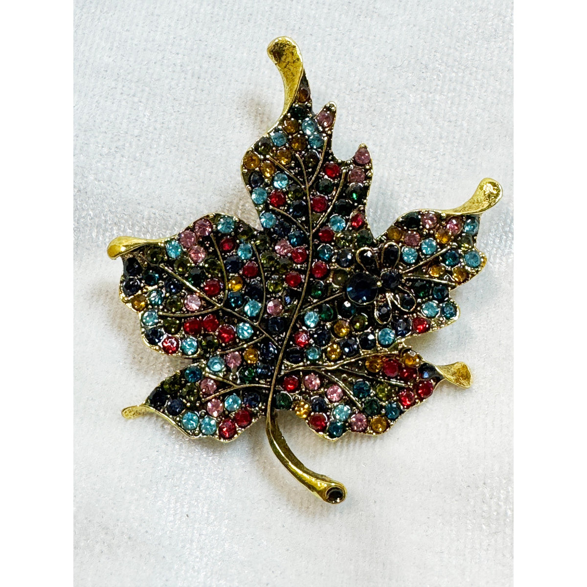New Rhinestone Maple Leaf Brooch Pin Multicolor Crystal Fall Autumn CP189