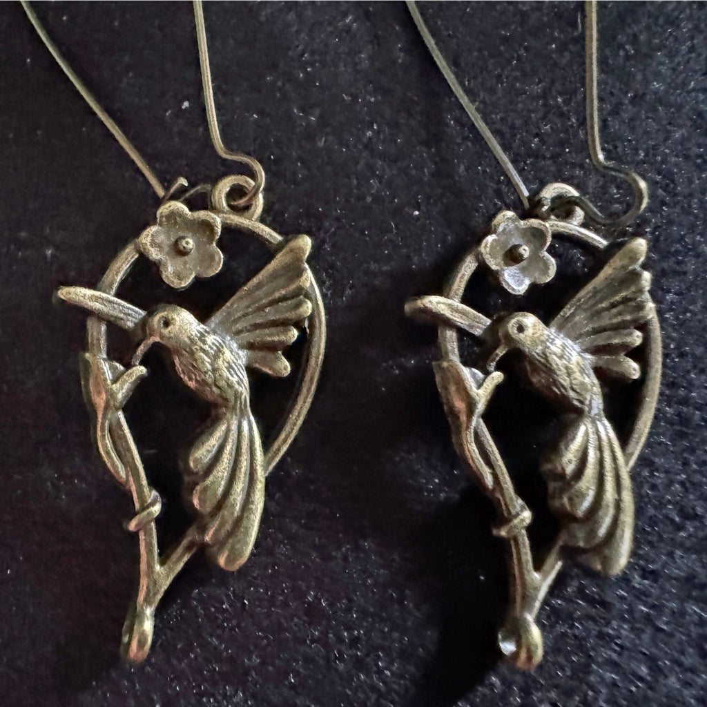 New Antiqued Bronze Bird Dangle Earrings E197