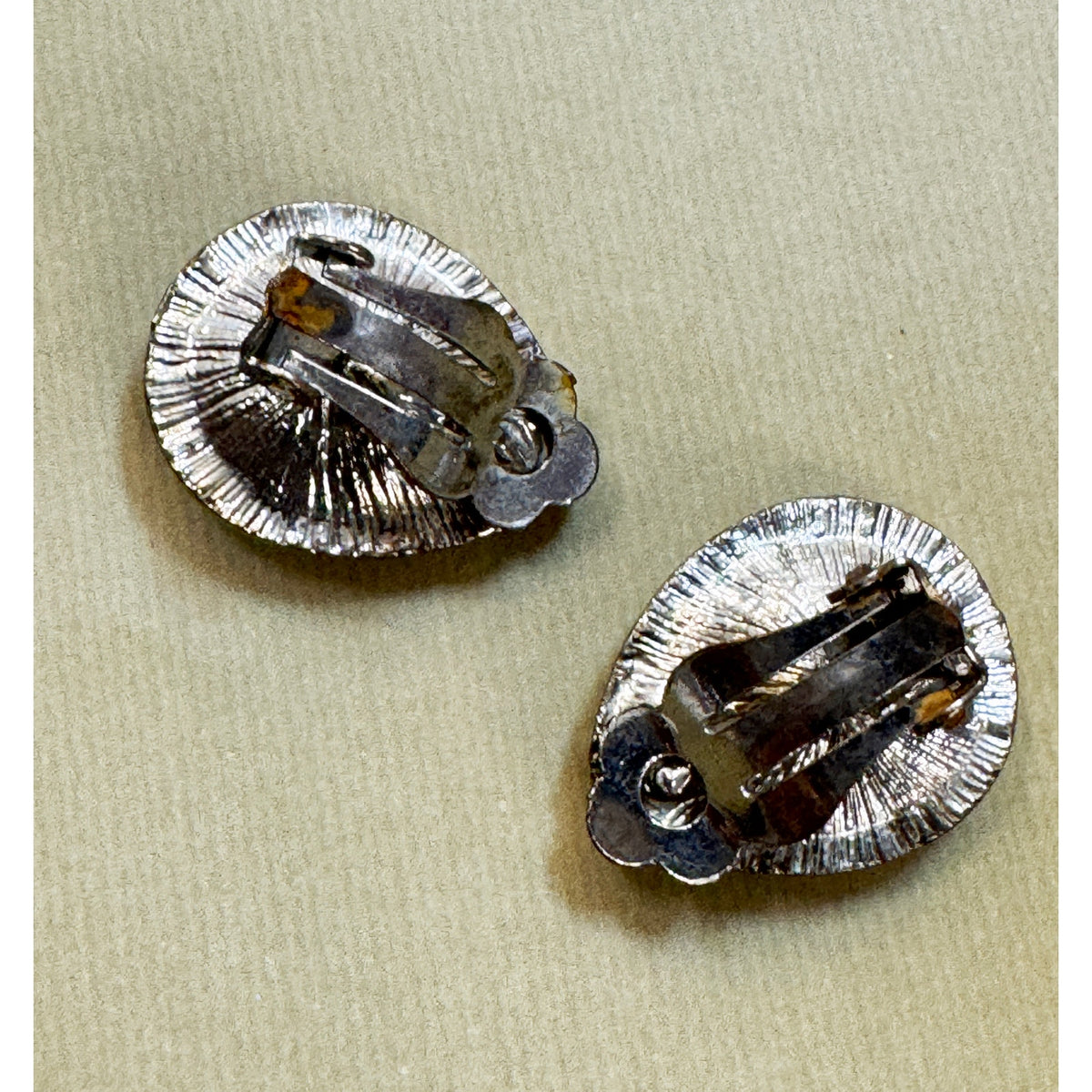 Vintage Clear Rhinestone Clip-On Earrings Silver Tone Teardrop Statement 1" E497