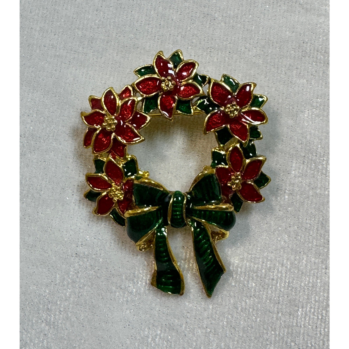 New Enamel Christmas Wreath Brooch Pin Red Poinsettia Green Bow 2" CP160