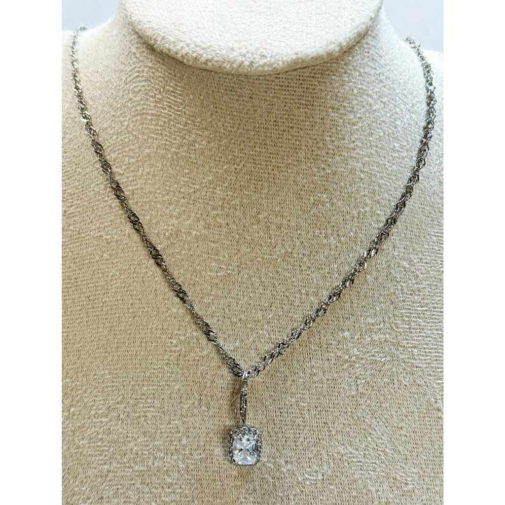 Vintage Large Clear Rhinestone Pendant Silver Tone 18" Chain Statement N454