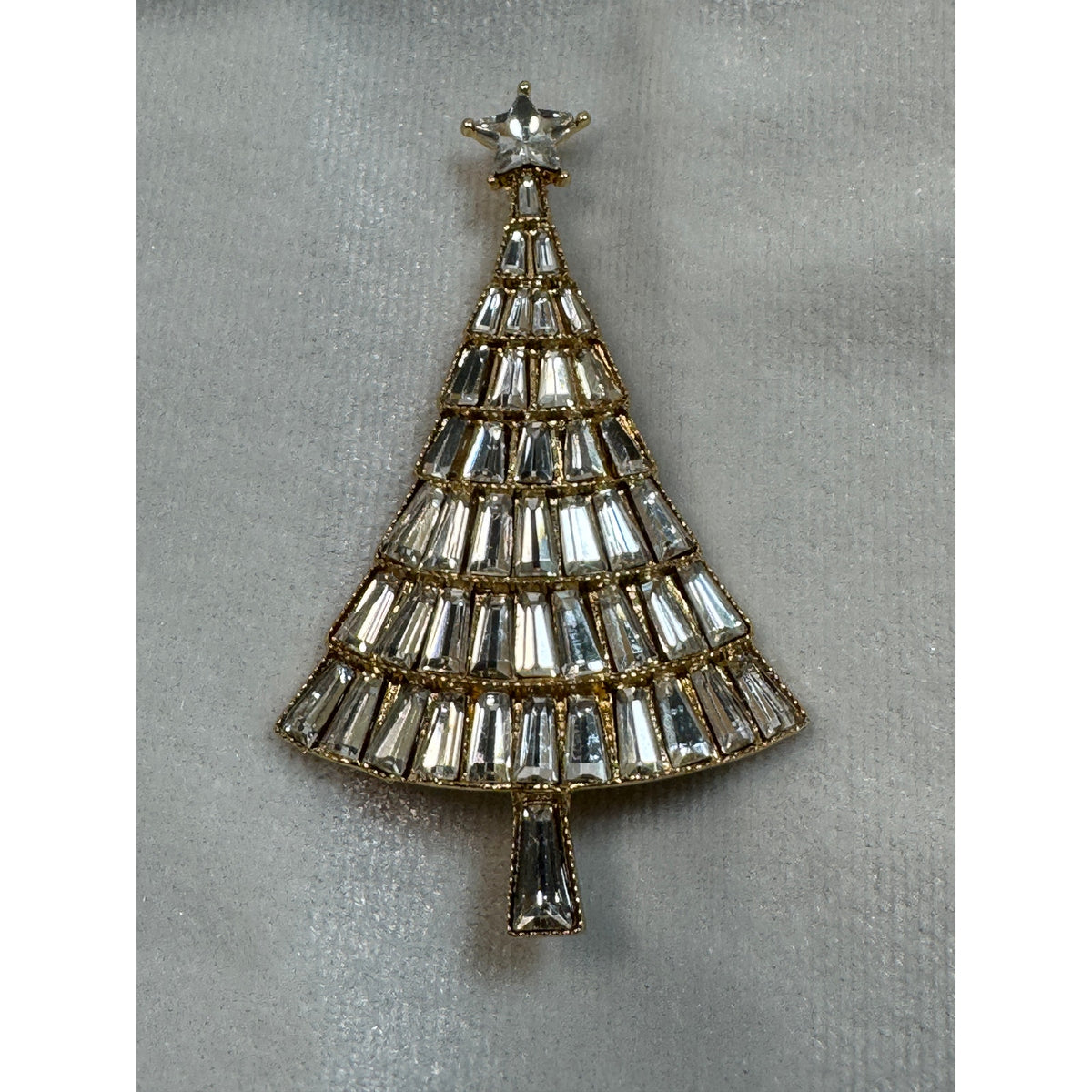 Clear Rhinestone Christmas Tree Brooch Pin Gold Tone Holiday 2.5" CP170