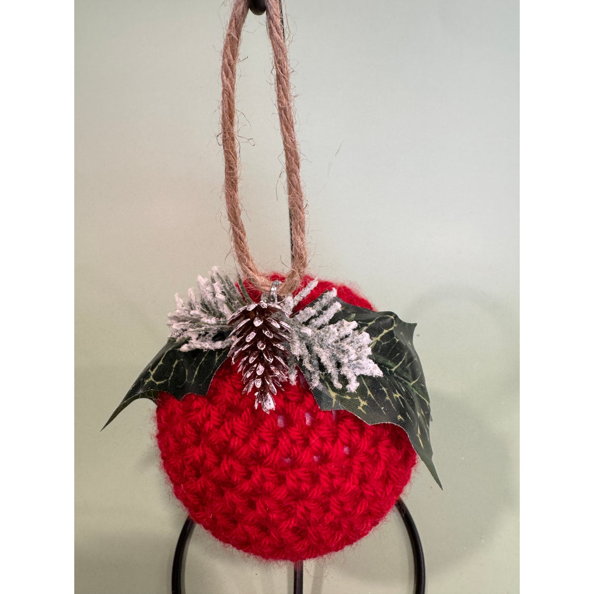 Handmade Crocheted Christmas Ornament Ball Bauble Tree Decoration   CO14