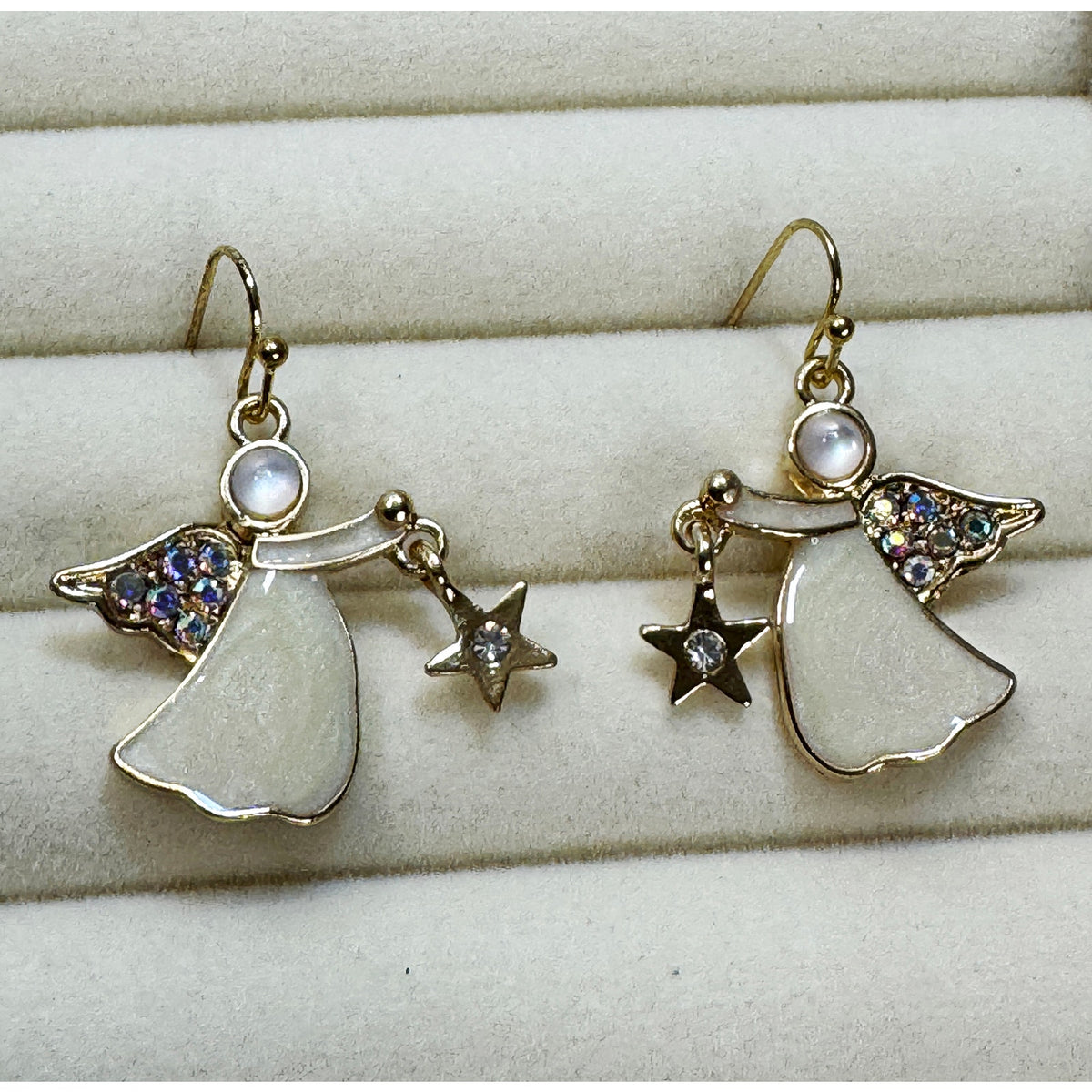 Christmas Angel Dangle Earrings Gold Tone Rhinestone Star White Enamel 1" E467