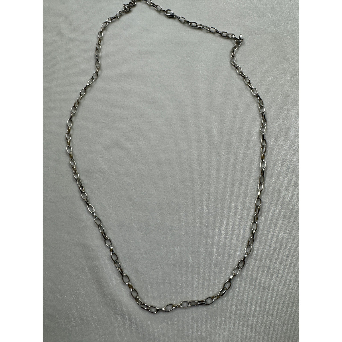 Silver Tone Figaro Link Necklace 26 Inch Long Chain Classic Fashion Jewelry N207