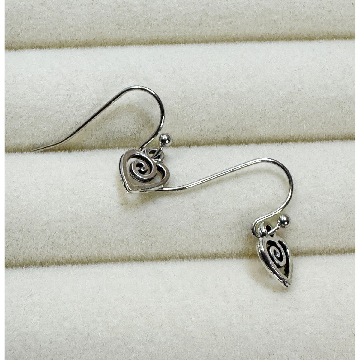 Tiny Silver Heart Dangle Hook Earrings Swirl Open Heart 3/4 Inch Minimalist E482