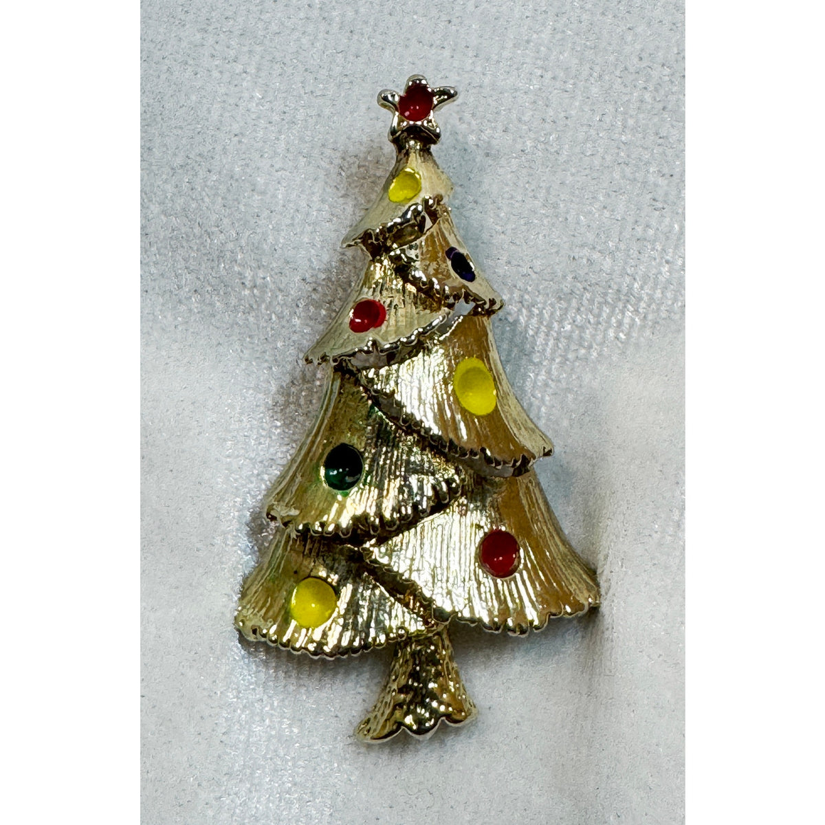 Vintage Christmas Tree Brooch Pin Gold Tone Enamel Holiday Jewelry 2 Inch CP191