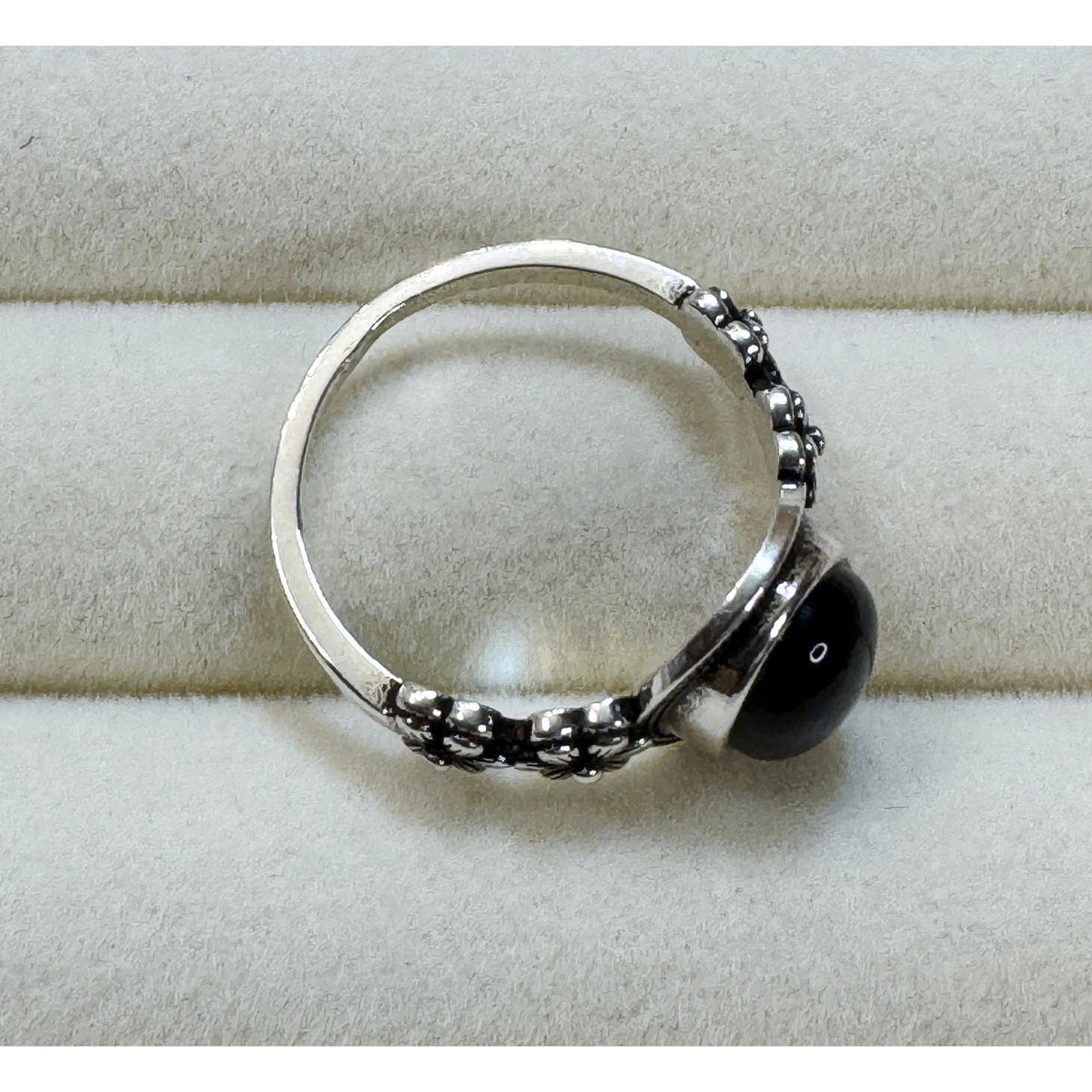 New Size 6 Black Onyx Color Cabochon Ring Silver Floral Vintage Style Ring R002