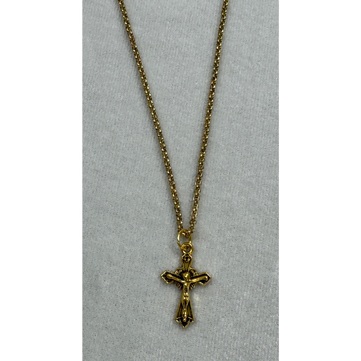 Gold Tone Cross Necklace 18-20 Inch Chain Christian Faith Jewelry N284