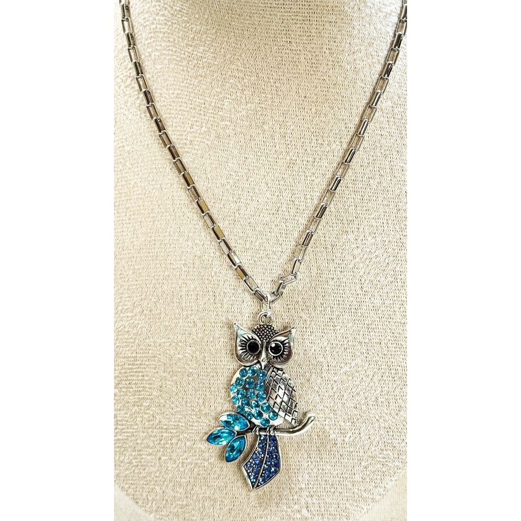 Blue Rhinestone Owl Pendant Necklace Silver Tone 22" Chain N468